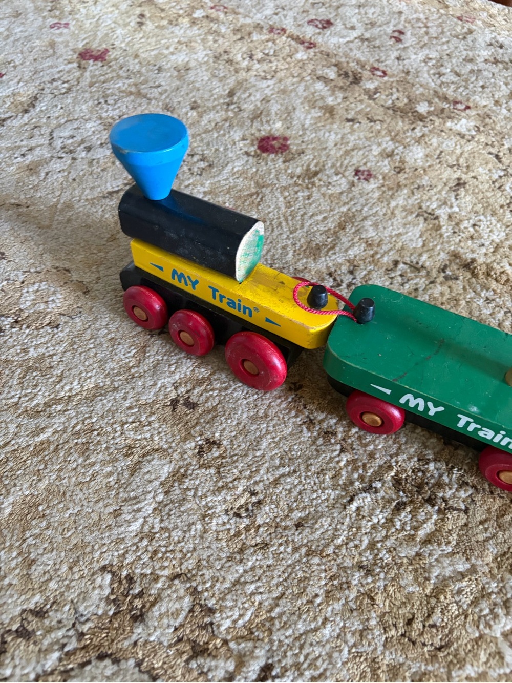 The Montgomery Schoolhouse Inc. Vermont My Train wooden set with pieces - Picture 8 of 16